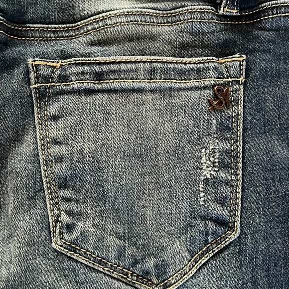 Special A Jeans HP! 🥳 - Picture 5 of 7